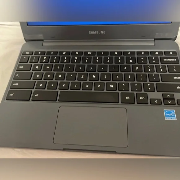 SAMSUNG CHROMEBOOK